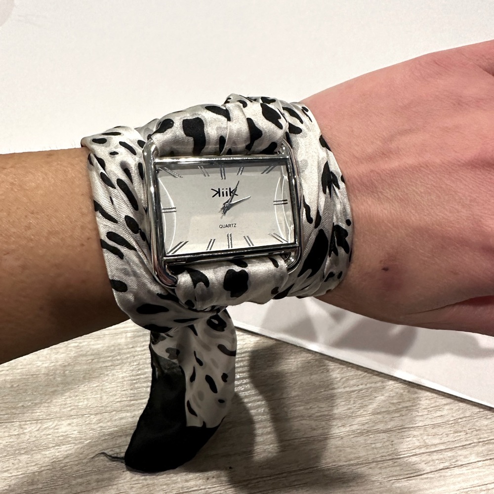 Unique Scarf Watch